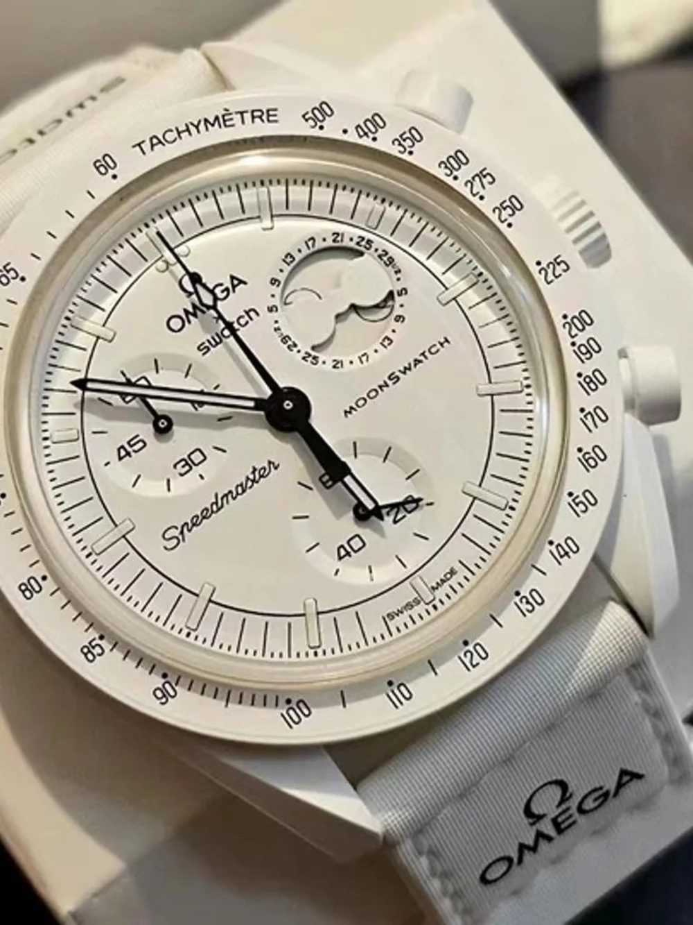 Omega x swatch “Snoopy” moonswatch mission to the moonphase bioceramic watch New